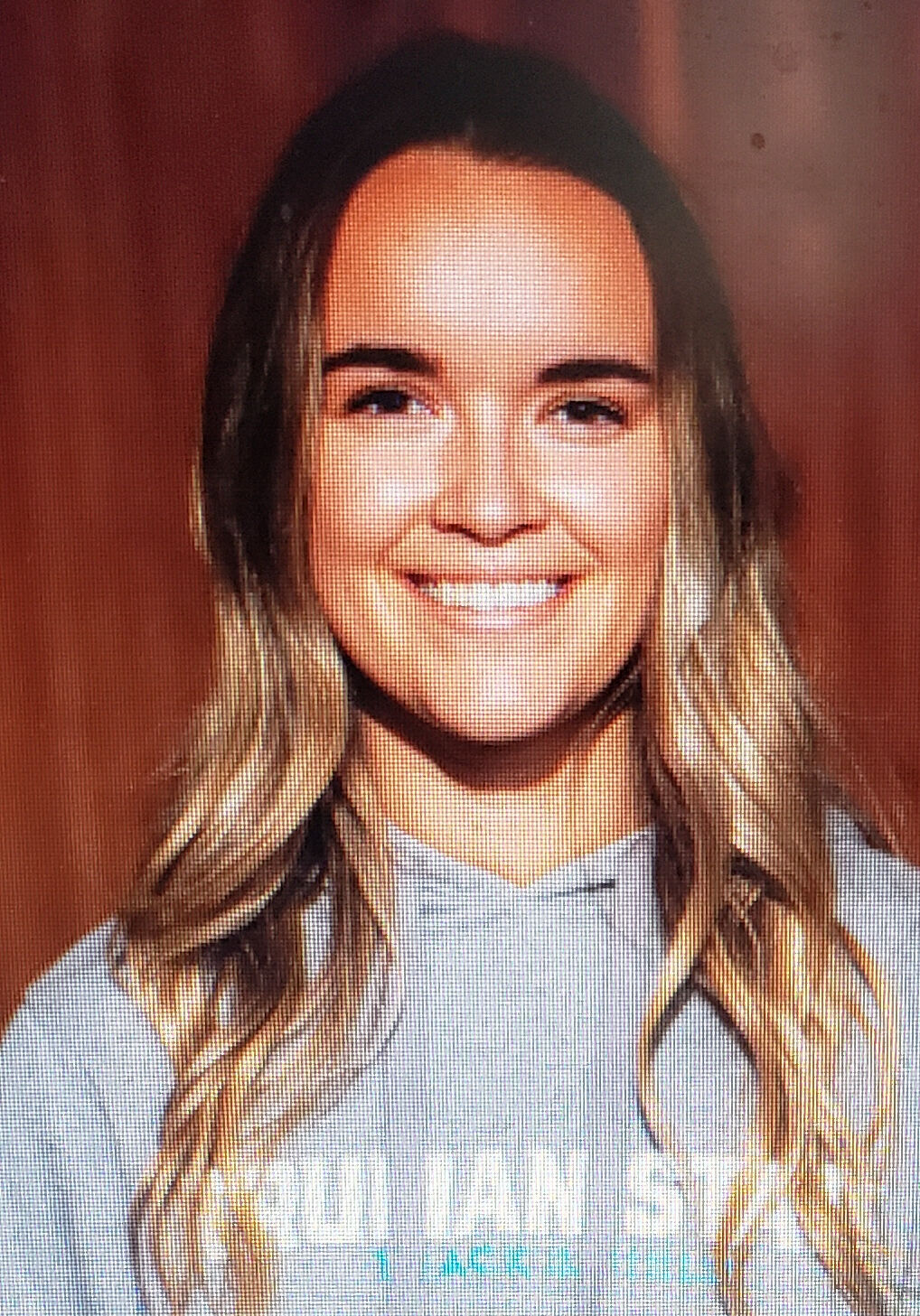 Gracie Feeney headshot.jpg